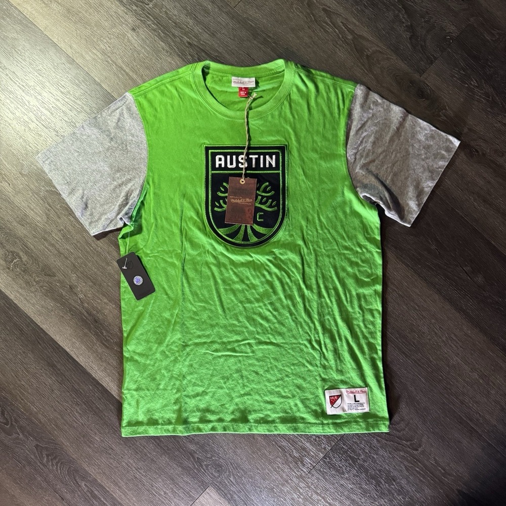 NEW MITCHELL AND NESS MLS AUSTIN FC TEE SHIRT LARGE